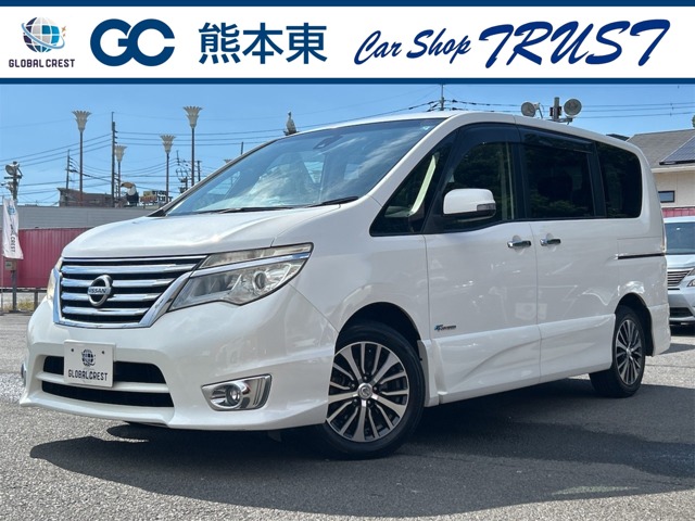 中古車 セレナ