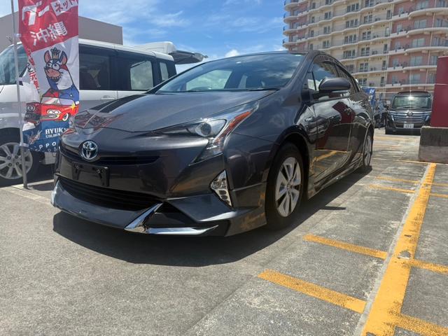 中古車 プリウス