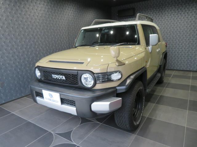 中古車 FJクルーザー