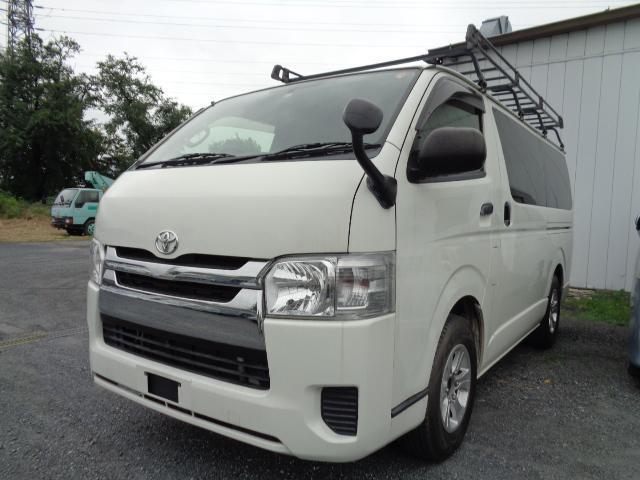 中古車 ハイエースバン