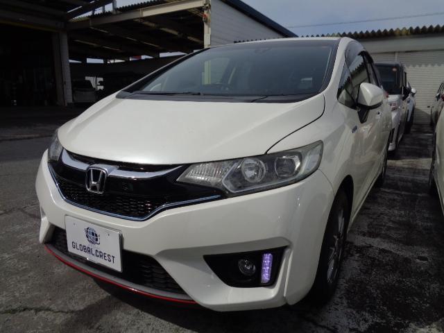 中古車 フィットハイブリッド