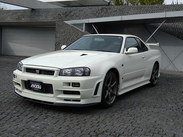中古車 スカイライン
