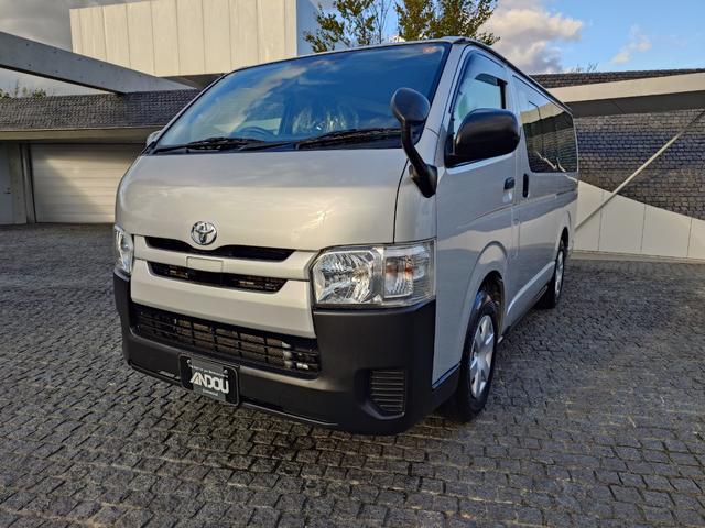 中古車 ハイエースバン