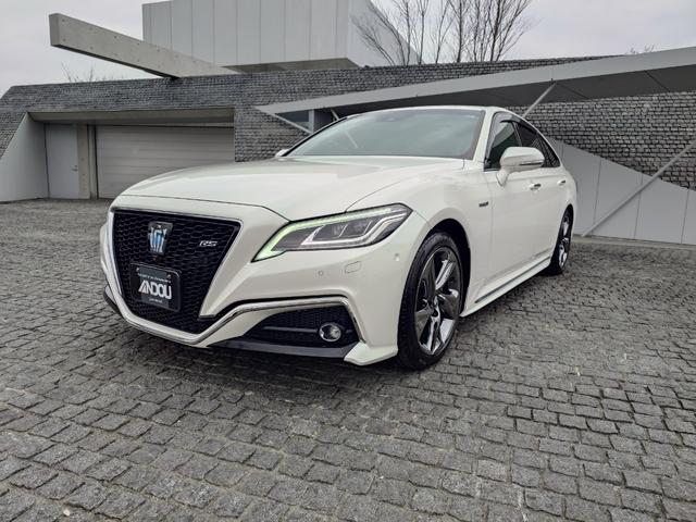 中古車 クラウンハイブリッド