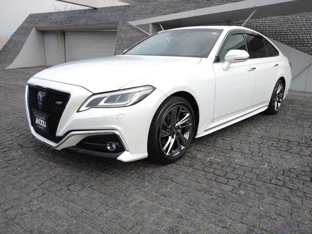 中古車 クラウンハイブリッド