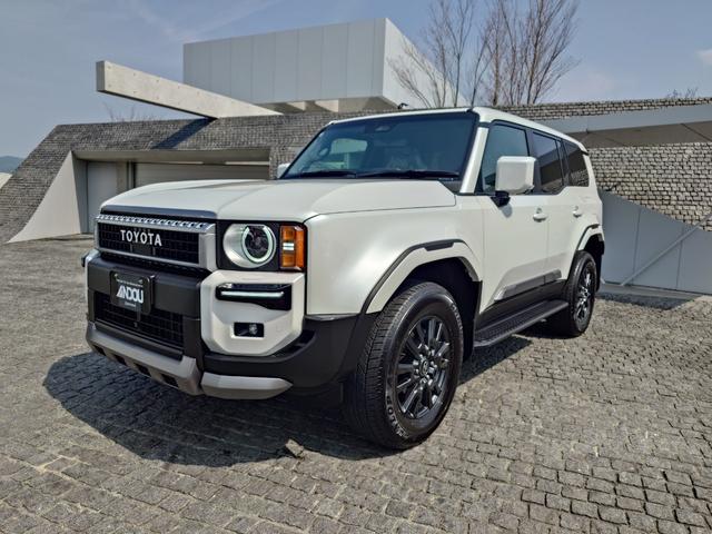 中古車 ランドクルーザー250