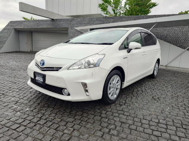 中古車 プリウスα
