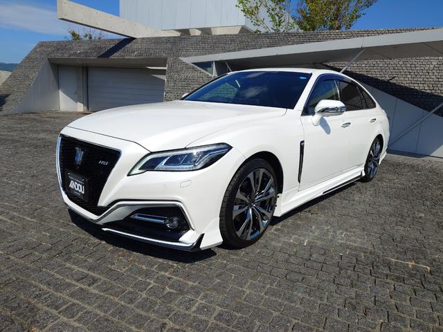 中古車 クラウンハイブリッド