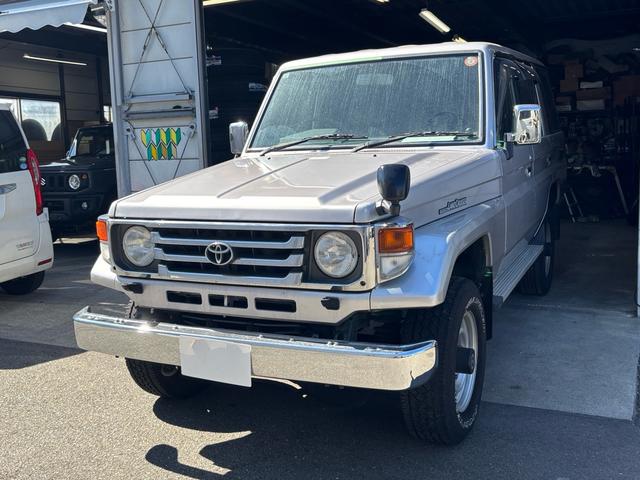 中古車 ランドクルーザー70