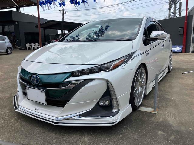 中古車 プリウスPHV