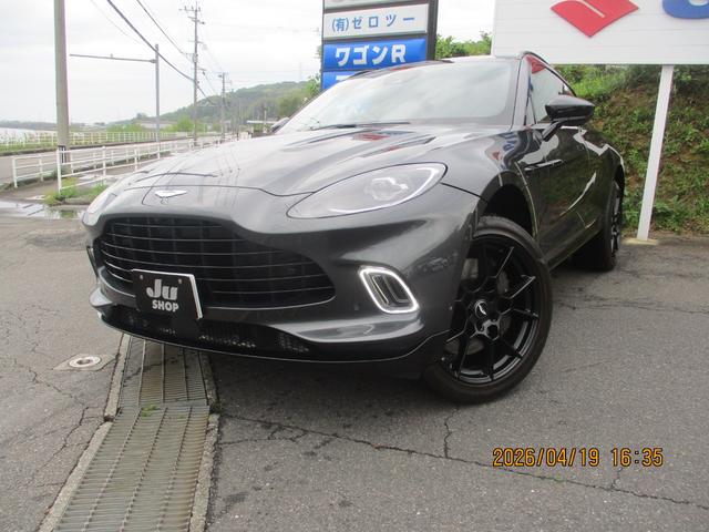 中古車 DBX