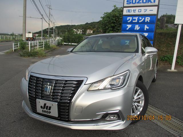 中古車 クラウンハイブリッド