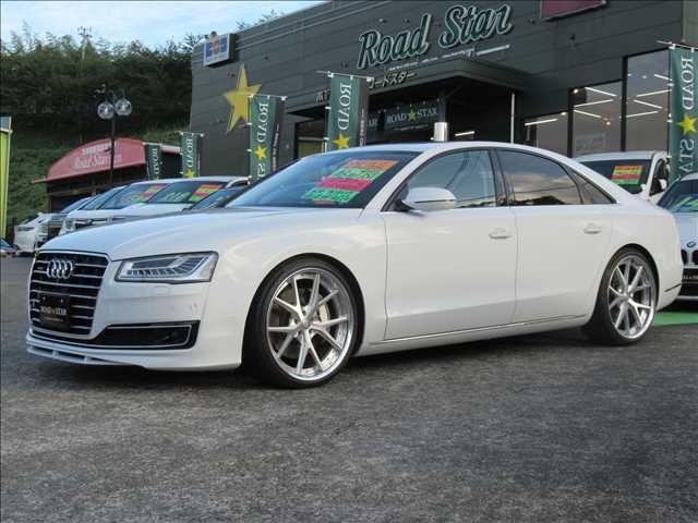 中古車 A8