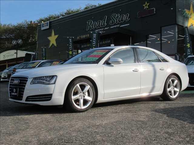 中古車 A8