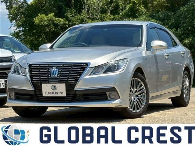 中古車 クラウンハイブリッド