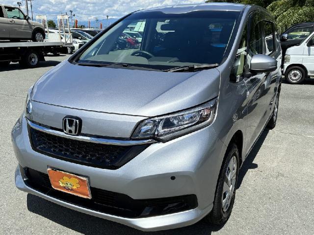 中古車 フリードハイブリッド