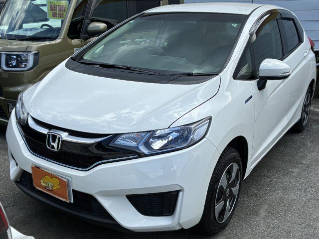 中古車 フィットハイブリッド