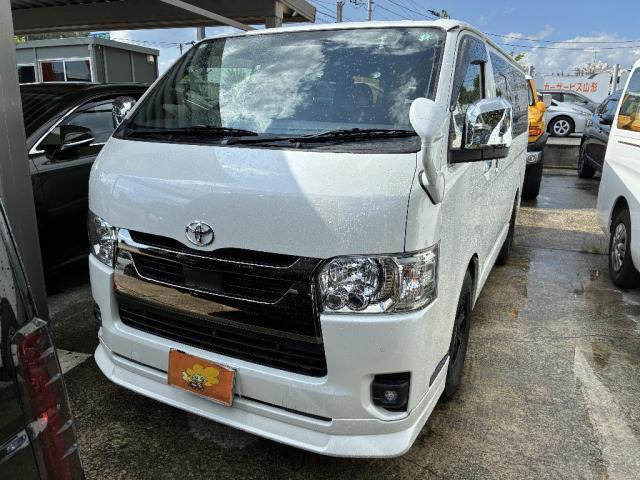 中古車 ハイエースバン