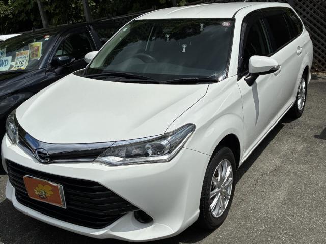 中古車 カローラフィールダー