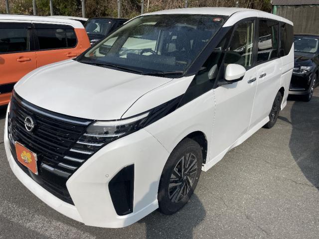 中古車 セレナ