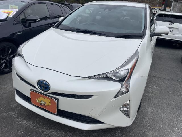 中古車 プリウス