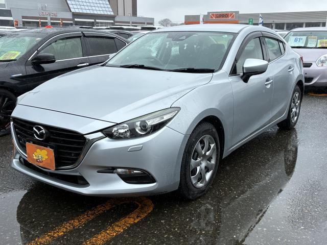 中古車 アクセラ