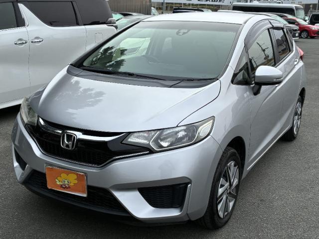 中古車 フィット