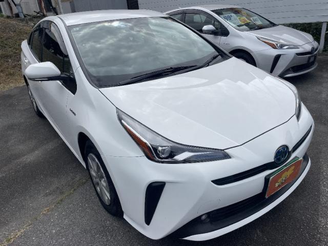 中古車 プリウス