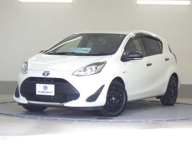 中古車 アクア