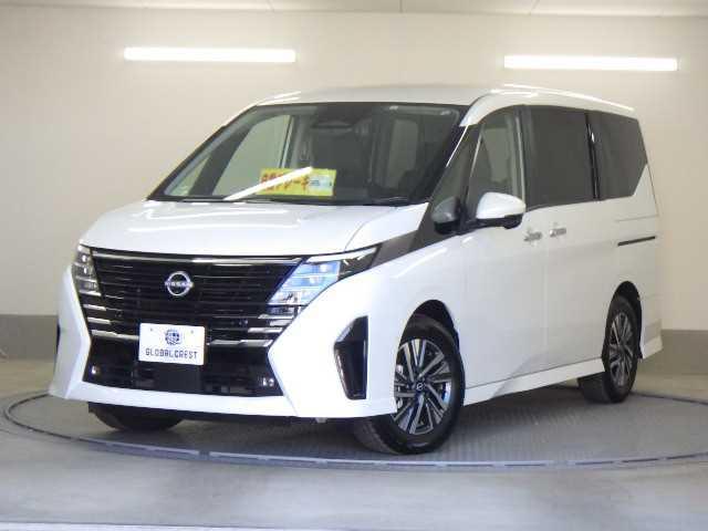 中古車 セレナ