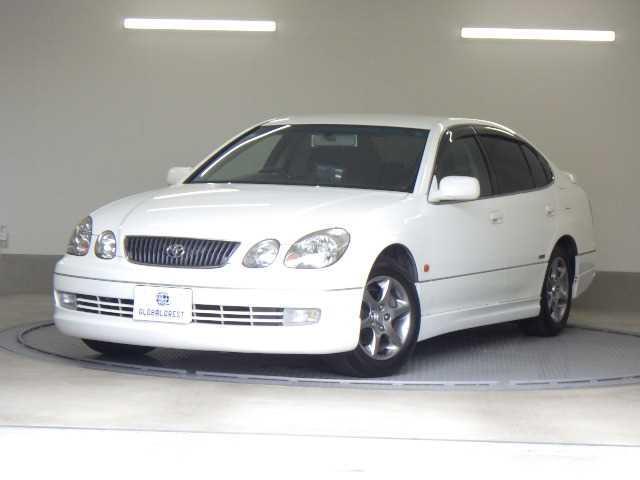 中古車 アリスト