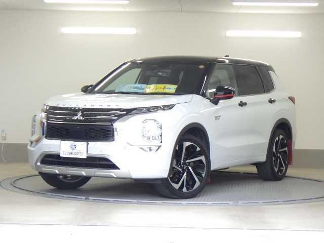 中古車 アウトランダーPHEV