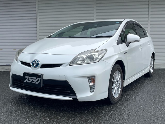 中古車 プリウス