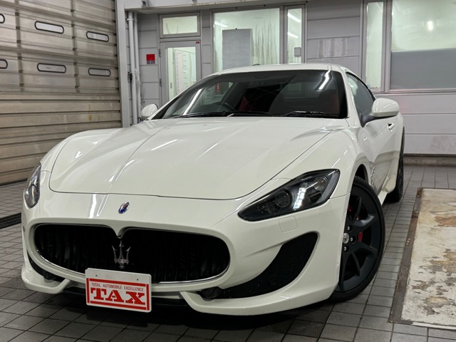 中古車 グラントゥーリズモ