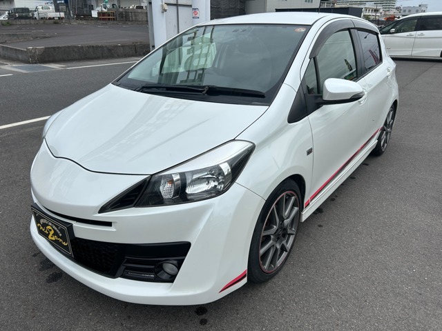 中古車 ヴィッツ