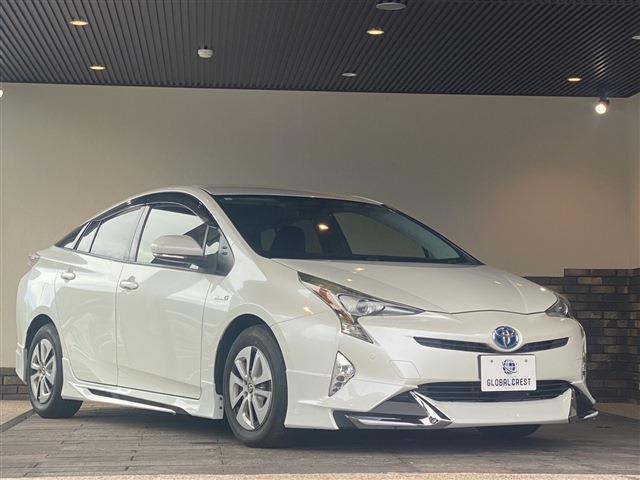 中古車 プリウス