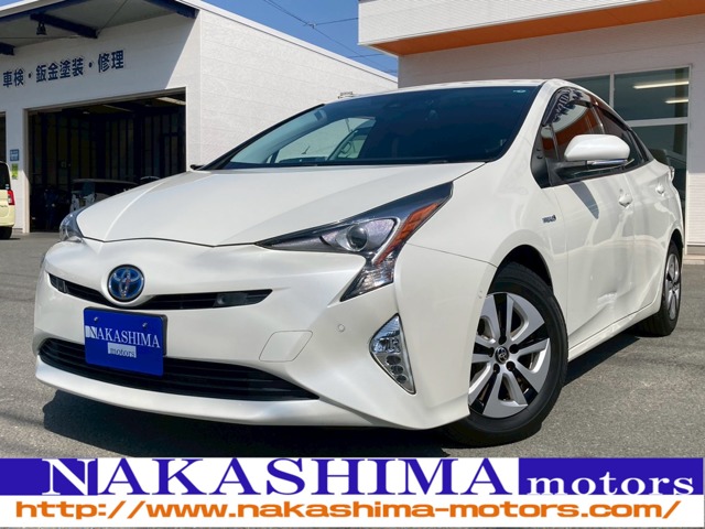 中古車 プリウス
