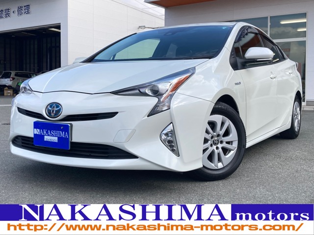 中古車 プリウス