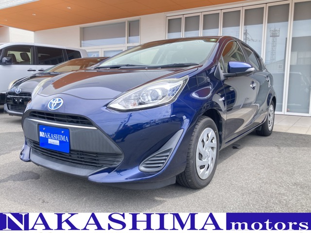 中古車 アクア